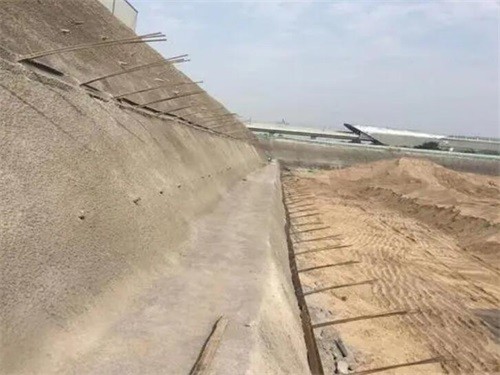柯坪河道边坡加固